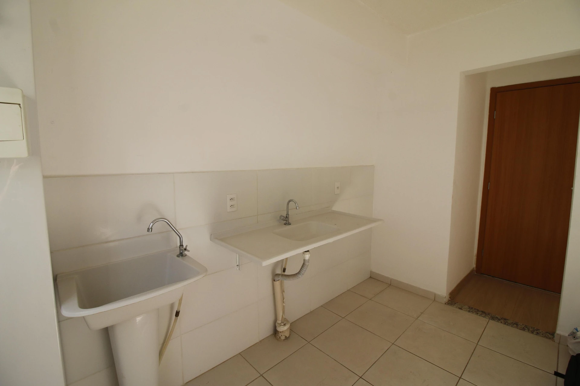Apartment, 62 m², with a grill on the balcony — photo 11