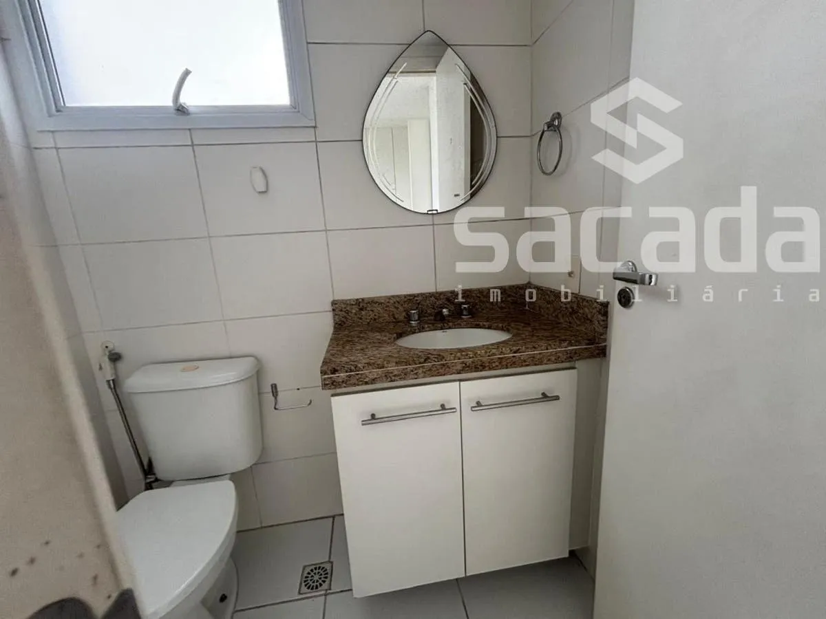 Балкон с грилем и 3 спальни: квартира 131 м² — photo 32