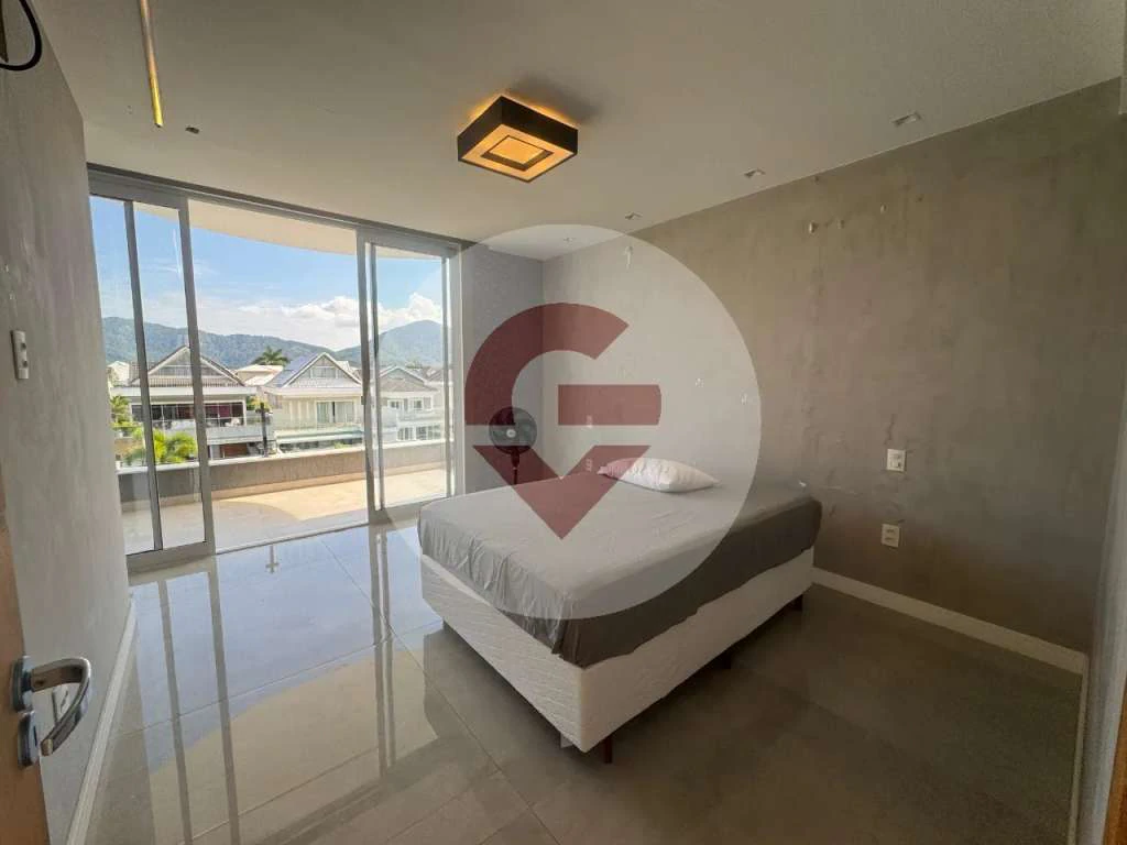 Будинок на 5 спалень-сюїтів і 12 ванних, 385 м² — photo 10