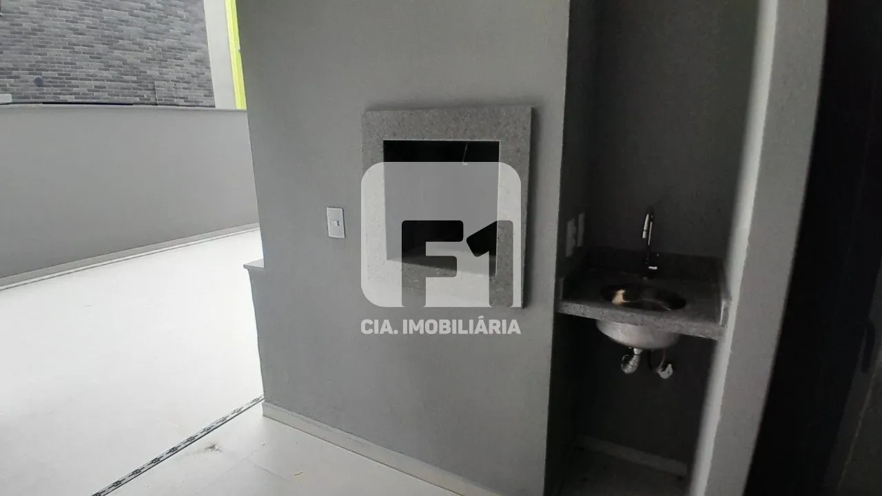 Furnished apartment with 2 en-suite bedrooms — photo 23