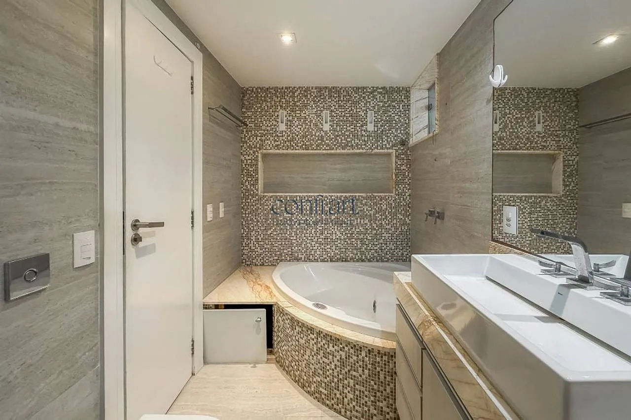 Apartamento, 300 m², com jacuzzi — photo 3