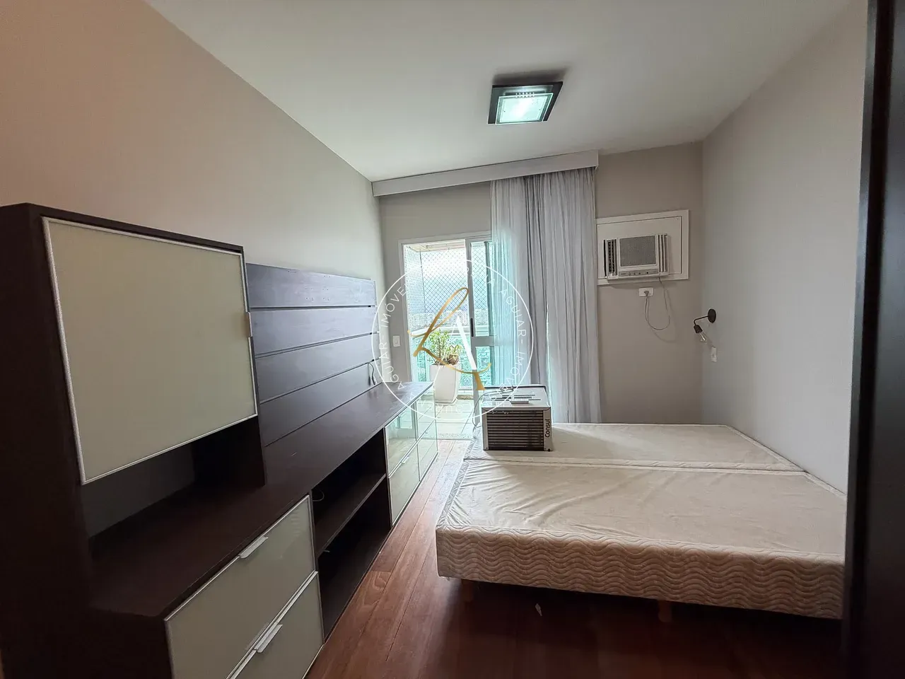 Apartamento mobiliado 140 m² com 4 quartos e 4 banheiros — photo 13