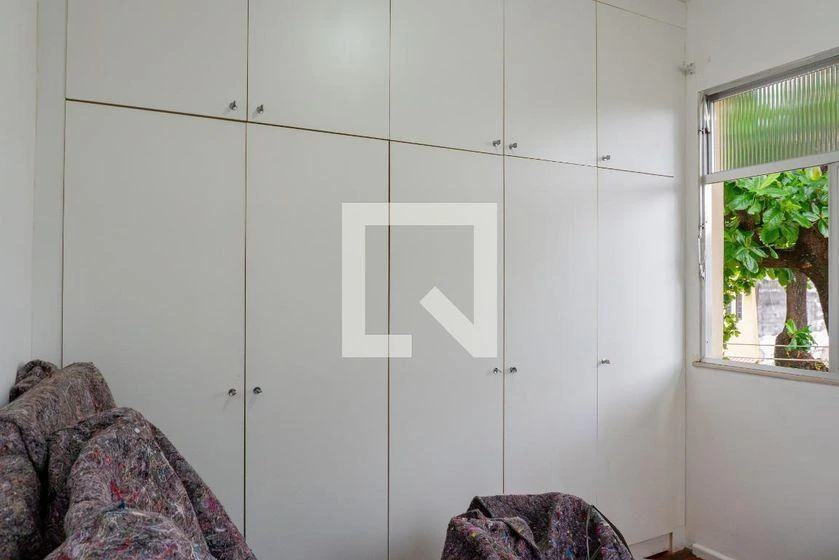 Apartment, 102 m², with wood or laminate floors — photo 5