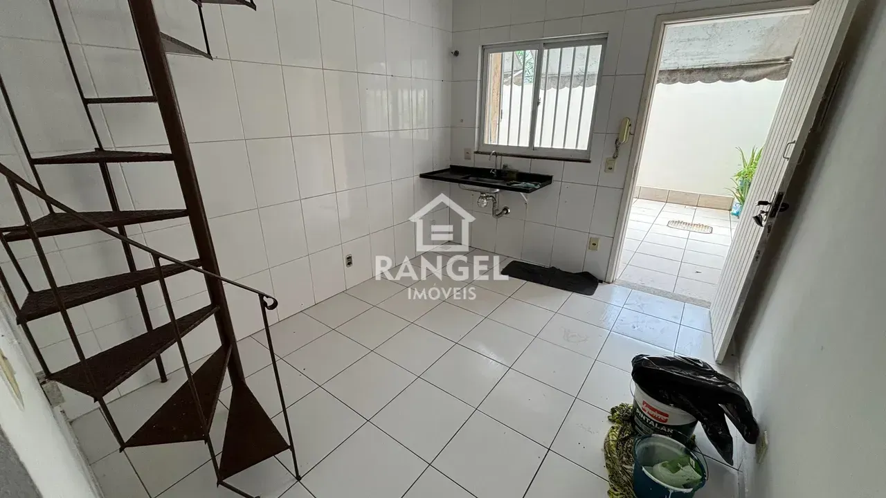 House with 2 bedrooms, 2 bathrooms and a balcony — photo 11