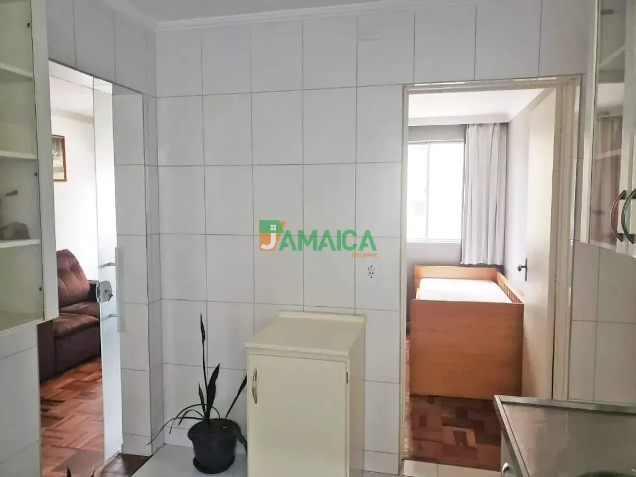 76 m² apartment with 2 bedrooms and a separate kitchen — photo 10