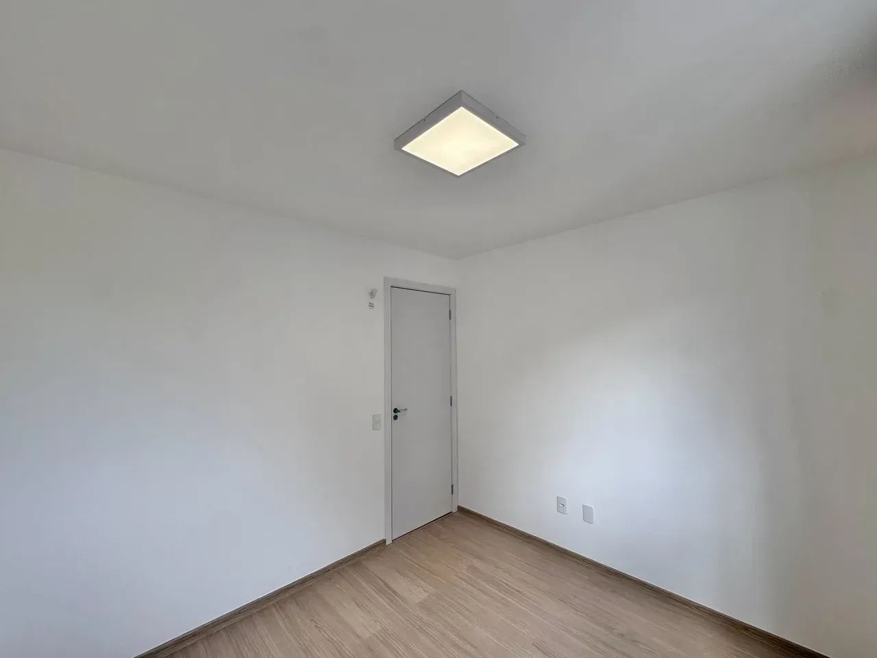 50 m² apartment with 2 bedrooms and mountain views — photo 17