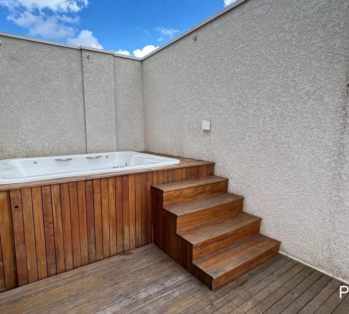 One-bedroom apartment with a washing machine in Curitiba — photo 10