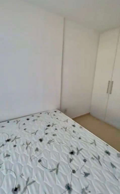 Furnished 40 m² studio with open-plan gas kitchen — photo 3