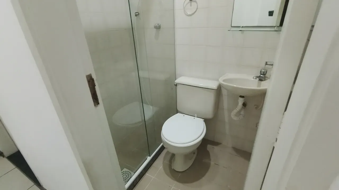 Квартира: 2 спальні, 1 з власною ванною кімнатою, 70 м² — photo 17