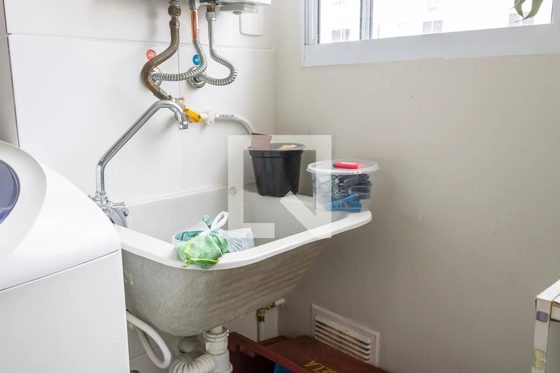 Washing machine in a 2-bedroom apartment, 44 m² — photo 49