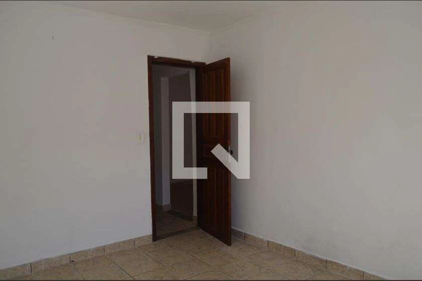 Rental house with private garden and 2 bedrooms — photo 18
