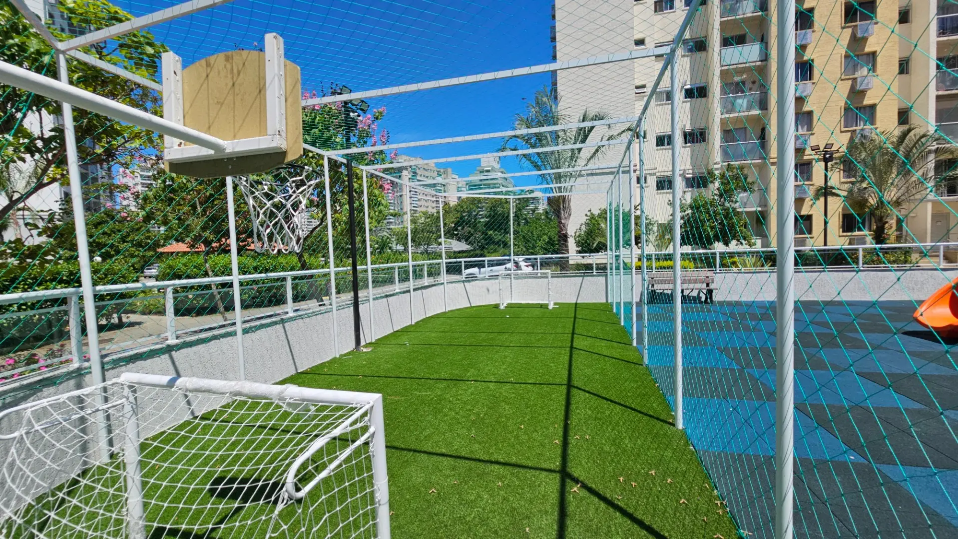 Невмебльована квартира з 2 спальнями 53 м² та приватним BBQ — photo 22
