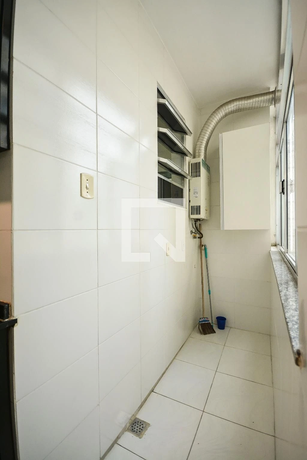 Apartamento mobiliado com cozinha integrada a gás — photo 37