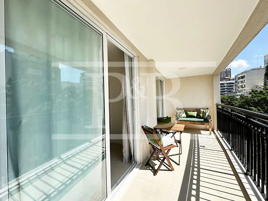 Furnished 2-bedroom apartment with 90 m² and parking — photo 23
