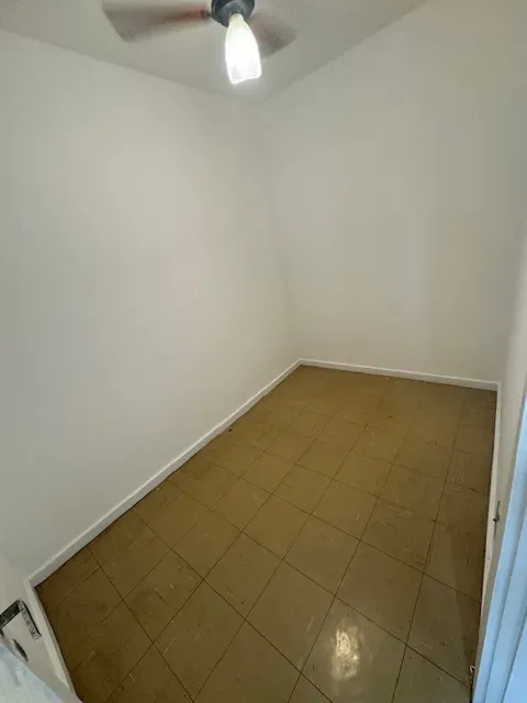 Home office in a one-bedroom apartment, 79 m² — photo 11