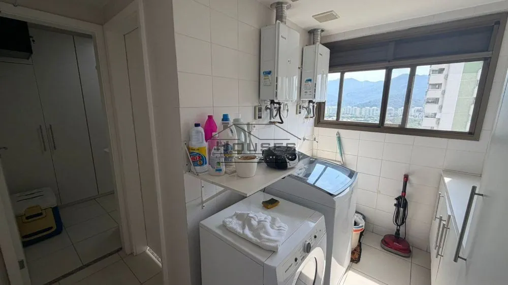 4-bedroom unfurnished apartment with 1 bathroom — photo 34