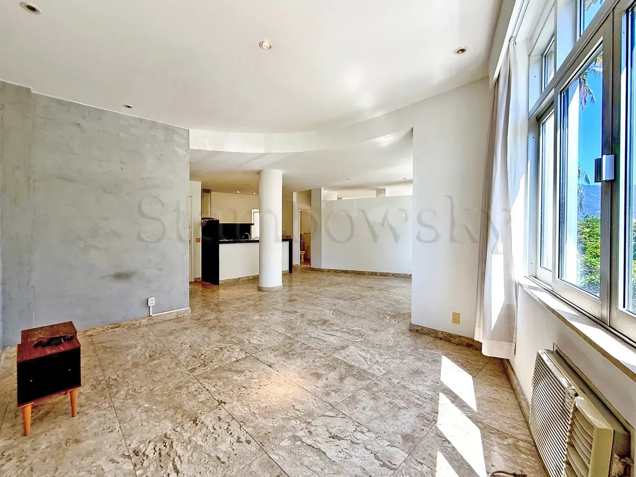 1 quarto e janelas do piso ao teto: apartamento de 55 m² — photo 8