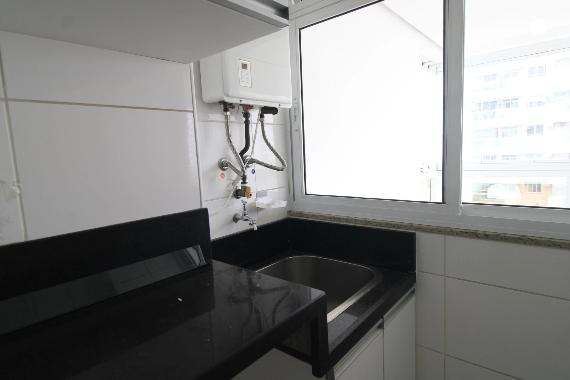Apartment with 3 bedrooms and 2 bathrooms plus balcony — photo 14