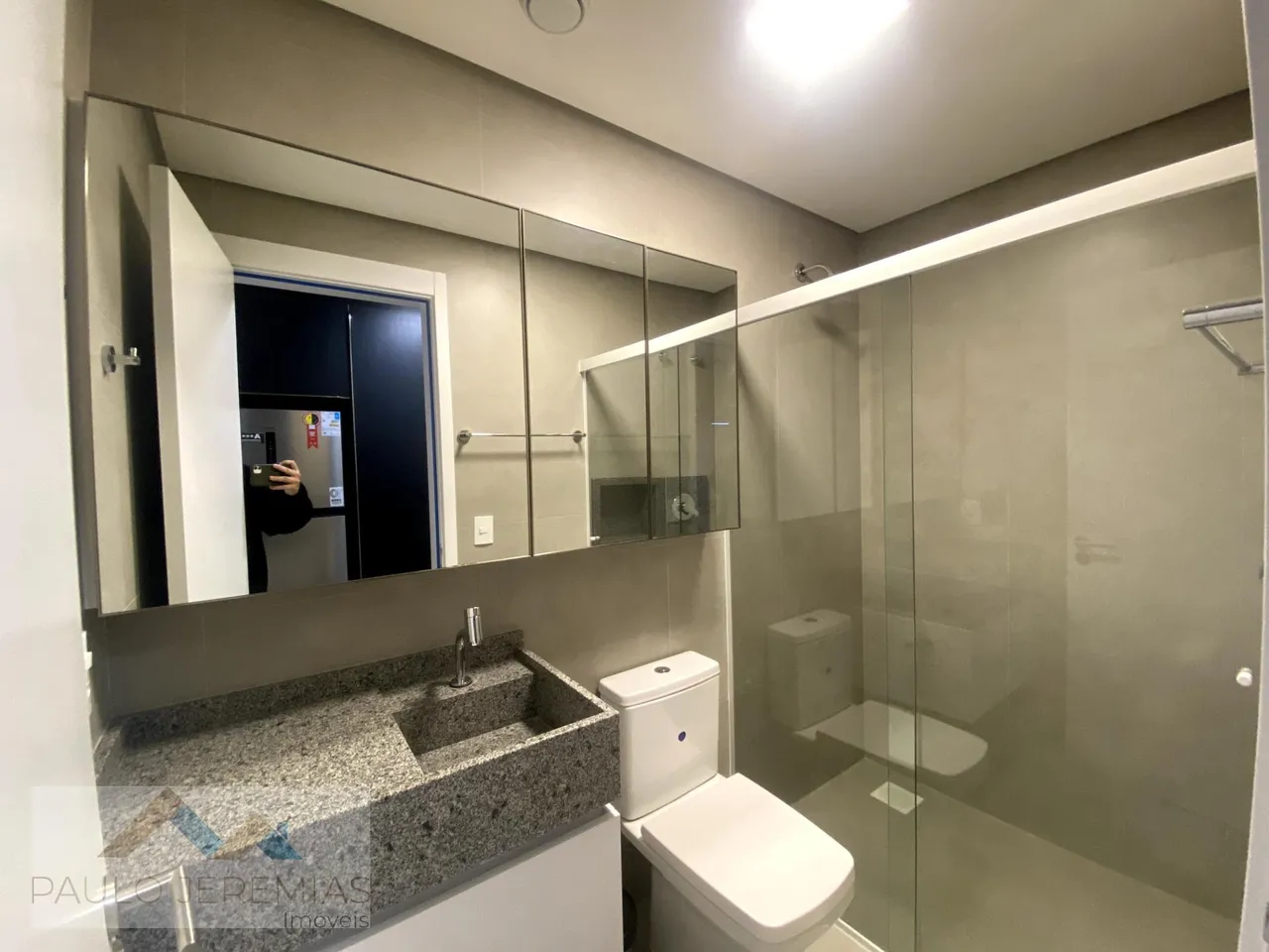 Furnished 31 m² studio with a desk corner on the 8th floor — photo 31