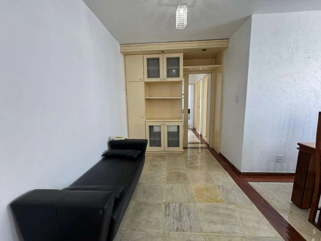 3-bedroom apartment with an open-plan kitchen — photo 5