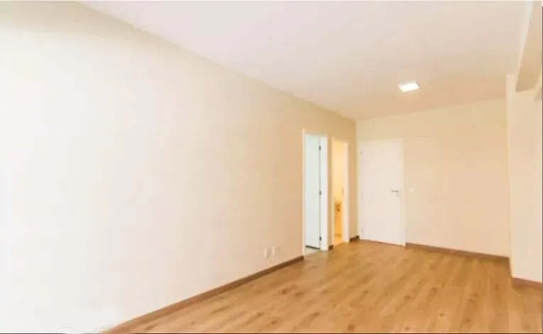 Apartment with 3 bedrooms, balcony and 2 parking spots — photo 9