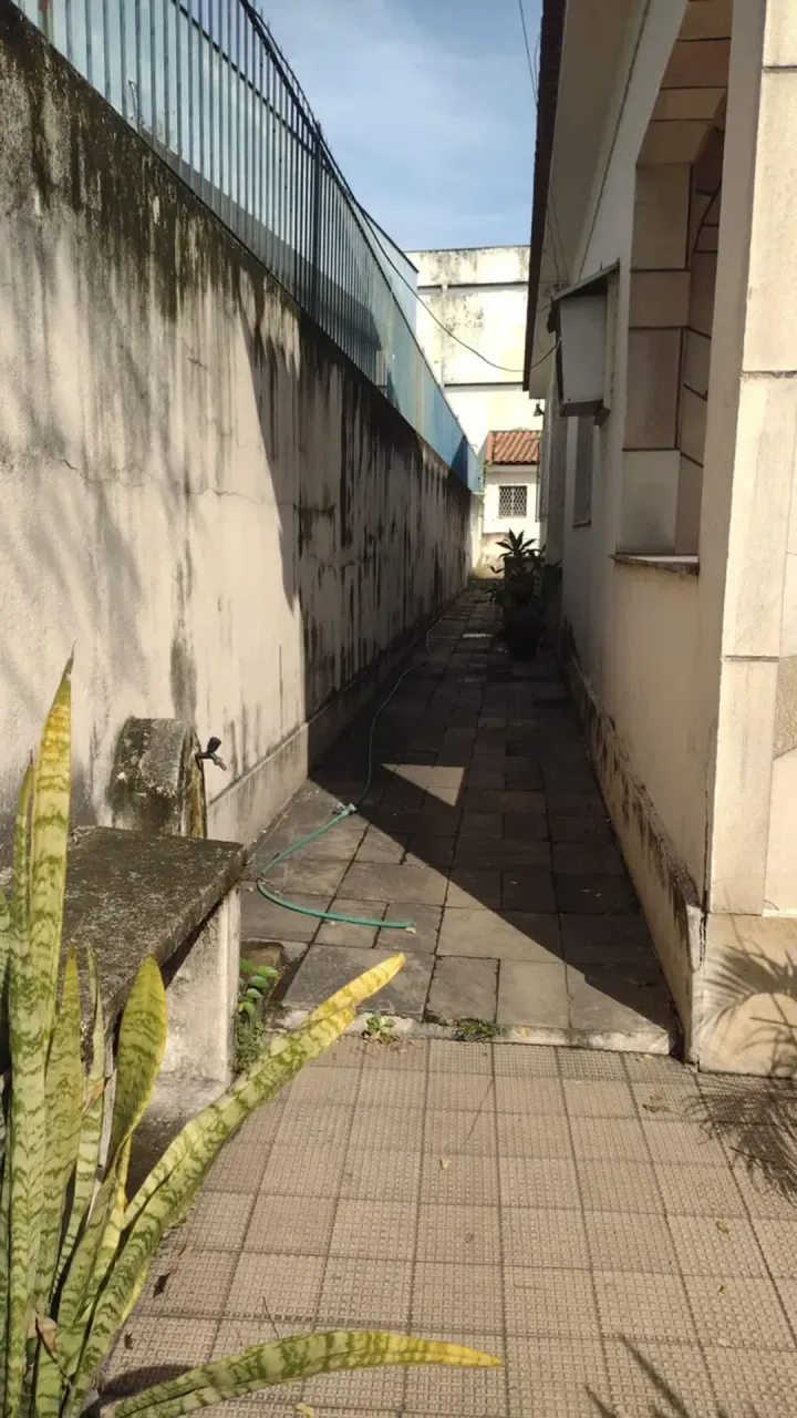 Furnished house with 4 bedrooms and 2 bathrooms — photo 13