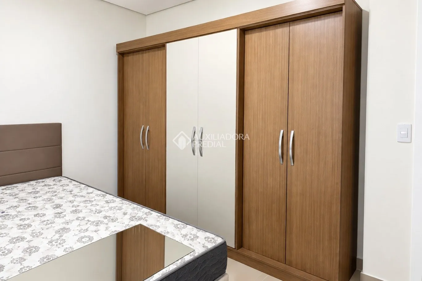 2-bedroom apartment, 1 with its own bathroom, 76 m² — photo 9
