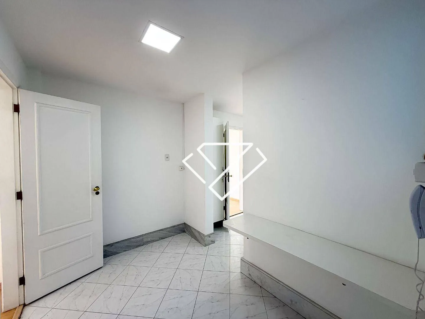 131 m² apartment with 3 bedrooms and no parking — photo 24