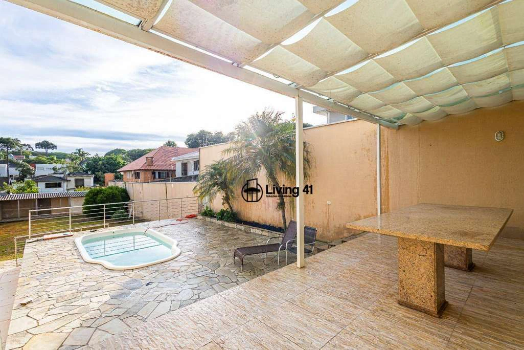 House with 4 bedrooms and a built-in balcony grill — photo 5