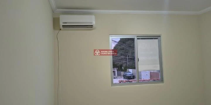 Квартира з 2 спальнями та сьютом, 80 м²
