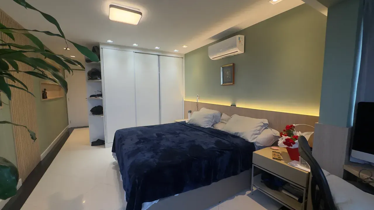 4-bedroom apartment with open-plan kitchen — photo 27