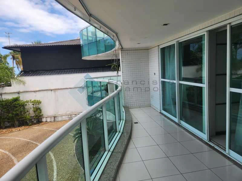 Apartamento sem mobília com 2 suítes e varanda com churrasqueira — photo 6
