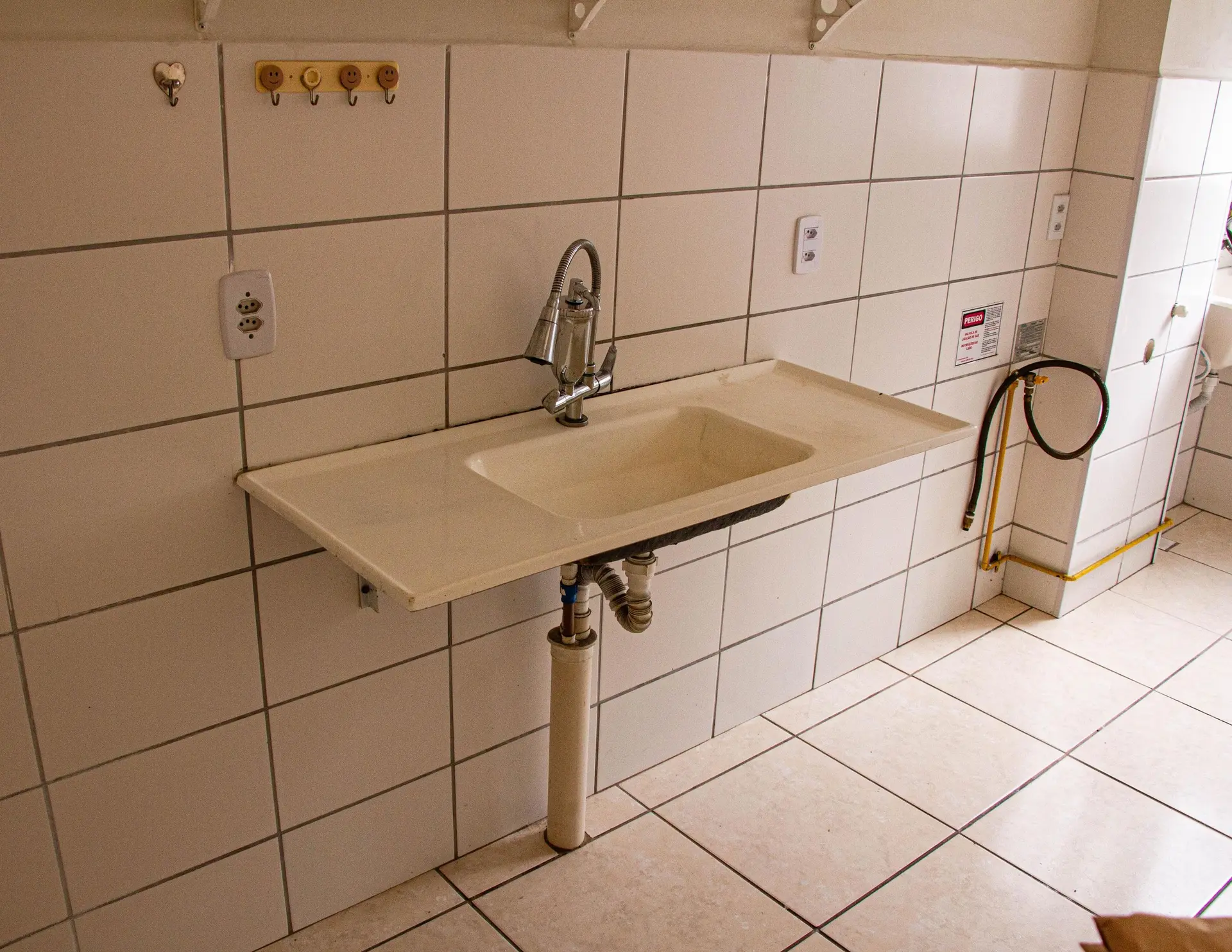 Unfurnished 2-bedroom apartment with 2 bathrooms — photo 4