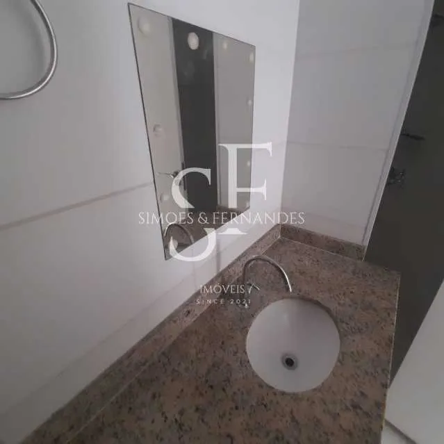 68 m² furnished apartment with 2 bedrooms and balcony — photo 7