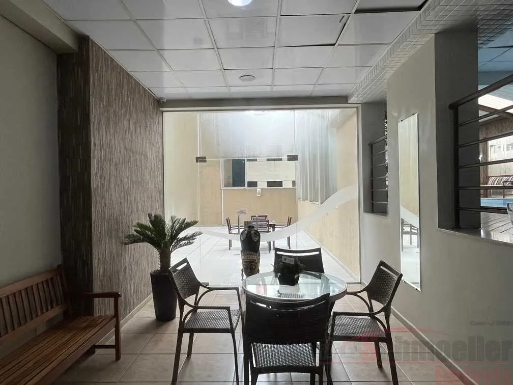 1 quarto e varanda envidraçada: apartamento de 28 m² — photo 27