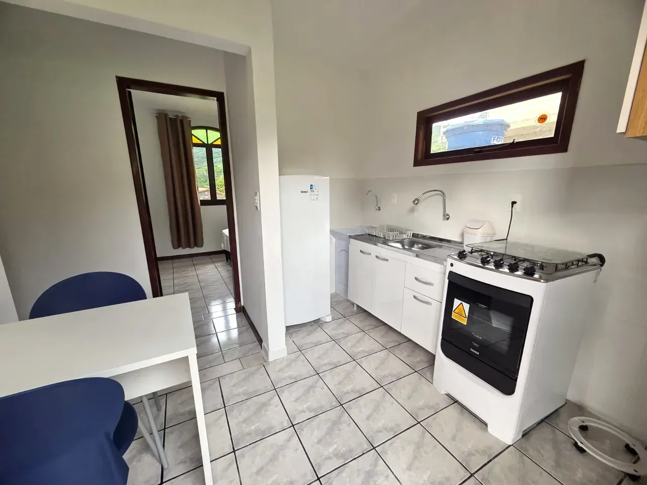 Apartamento mobiliado de 1 dormitório com vaga — photo 3
