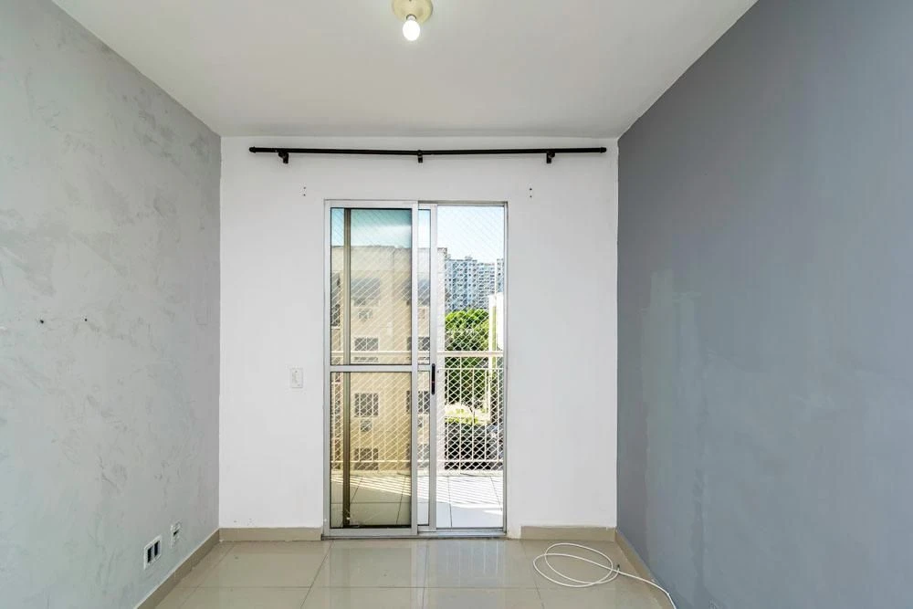 Apartamento de 2 quartos em condomínio com piscina — photo 26