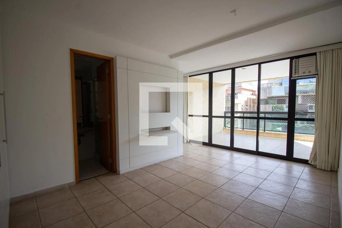 Apartamento com 4 suítes e varanda envidraçada — photo 57