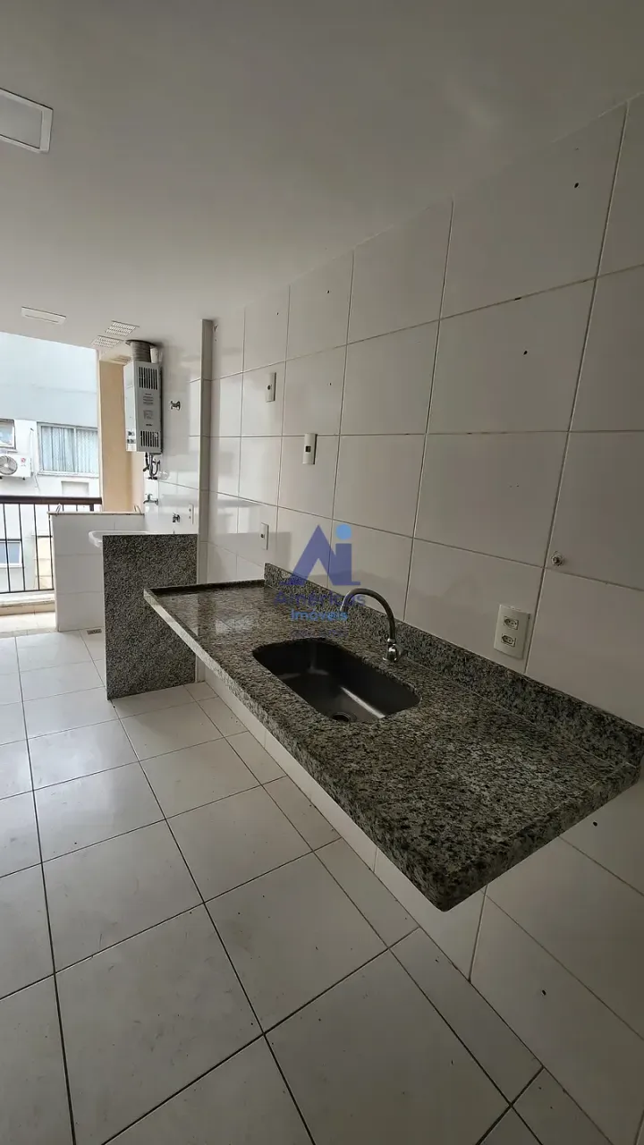 Penthouse with 4 bedrooms and open-plan kitchen — photo 17