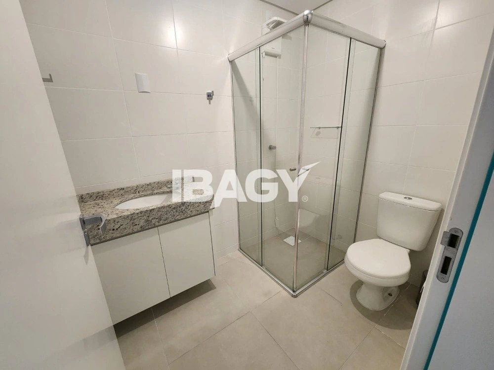 Apartamento com 2 dormitórios e varanda com churrasqueira — photo 9