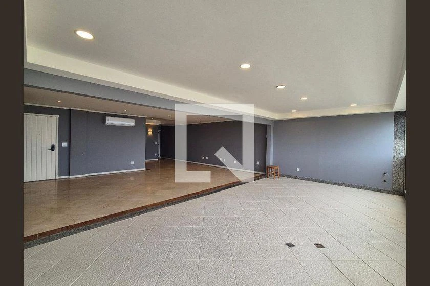 Rental apartment with 3 bedrooms and 208 m² — photo 14