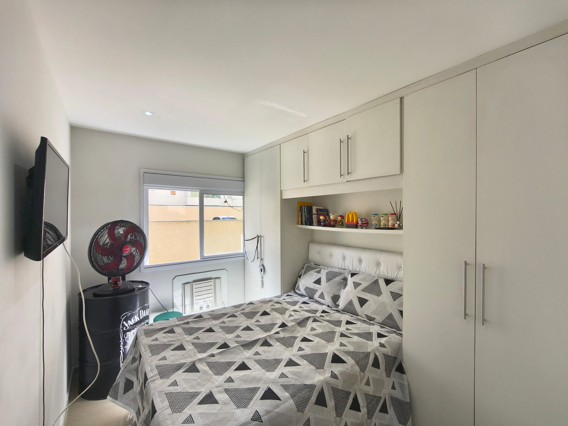 Furnished apartment, 57 m², with a washing machine — photo 3