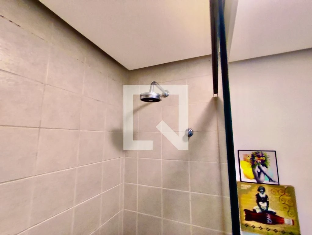 Furnished 1-bedroom apartment with open kitchen — photo 39