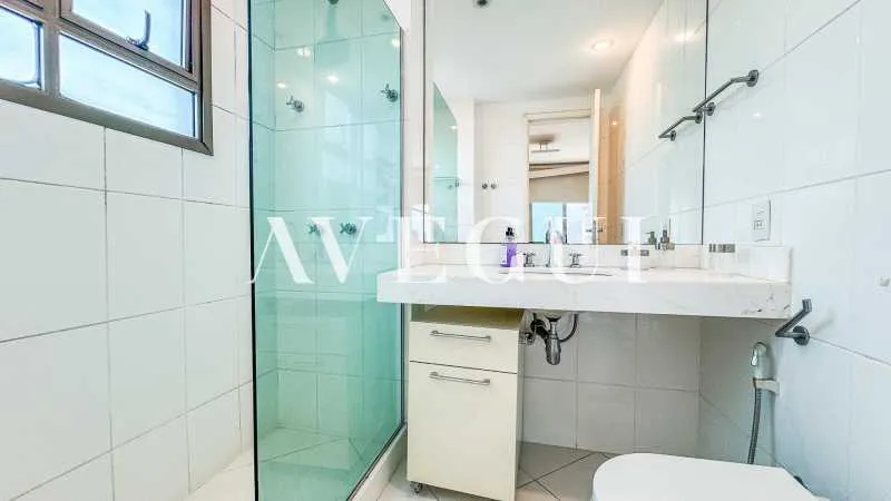 Apartamento sem mobília com 3 dormitórios e varanda fechada — photo 17