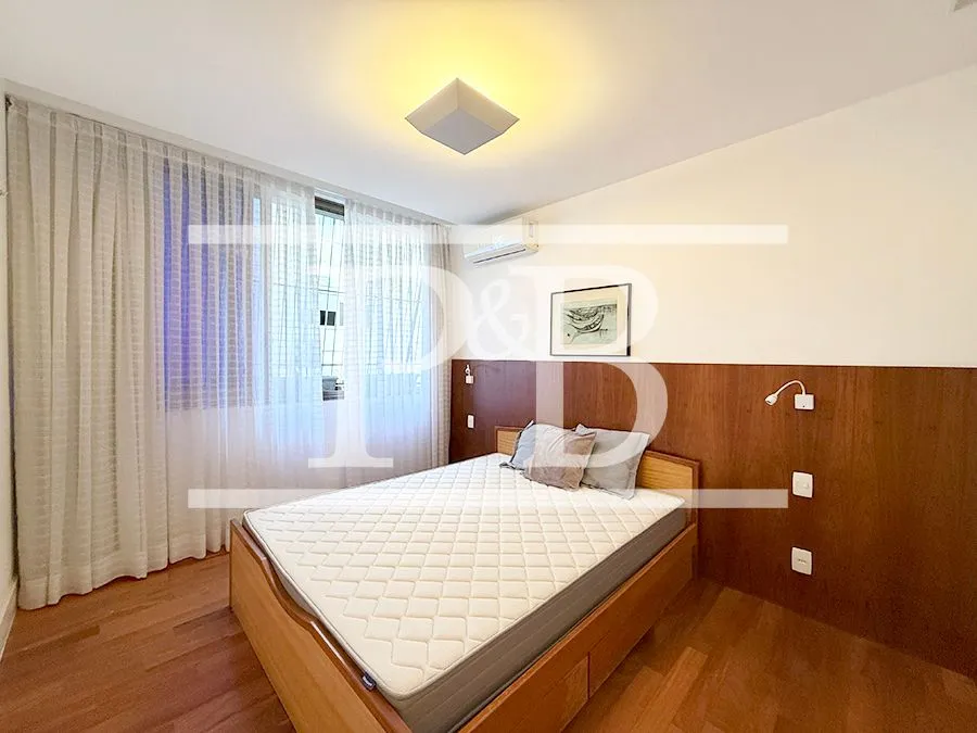 3-bedroom apartment with 261 m² and 2 bathrooms — photo 2