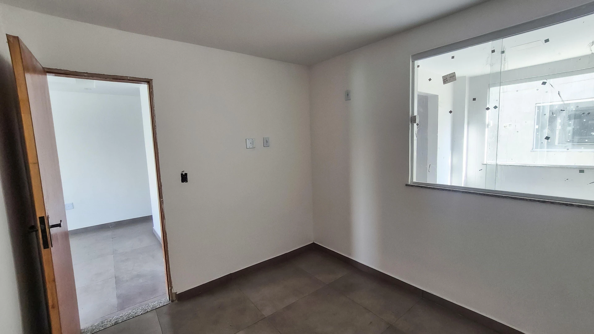 Apartment with 2 bedrooms and a balcony with grill — photo 52