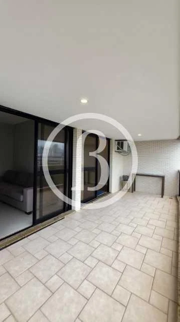 Apartamento de 130 m² com 3 quartos e varanda — photo 2