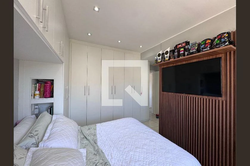 Rental apartment with 3 bedrooms and 211 m² — photo 21
