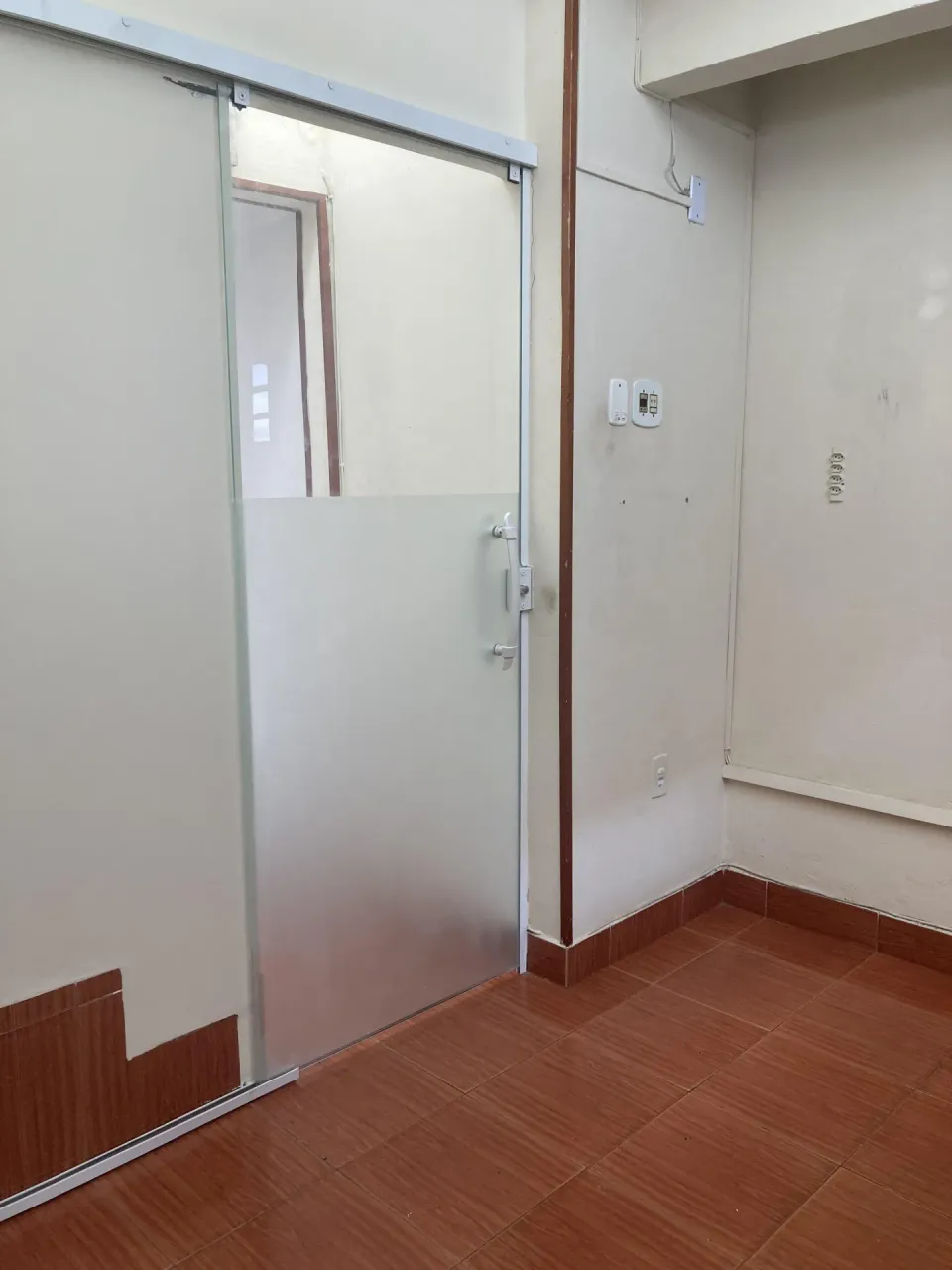 Unfurnished house with 1 bedroom and 1 bathroom — photo 11