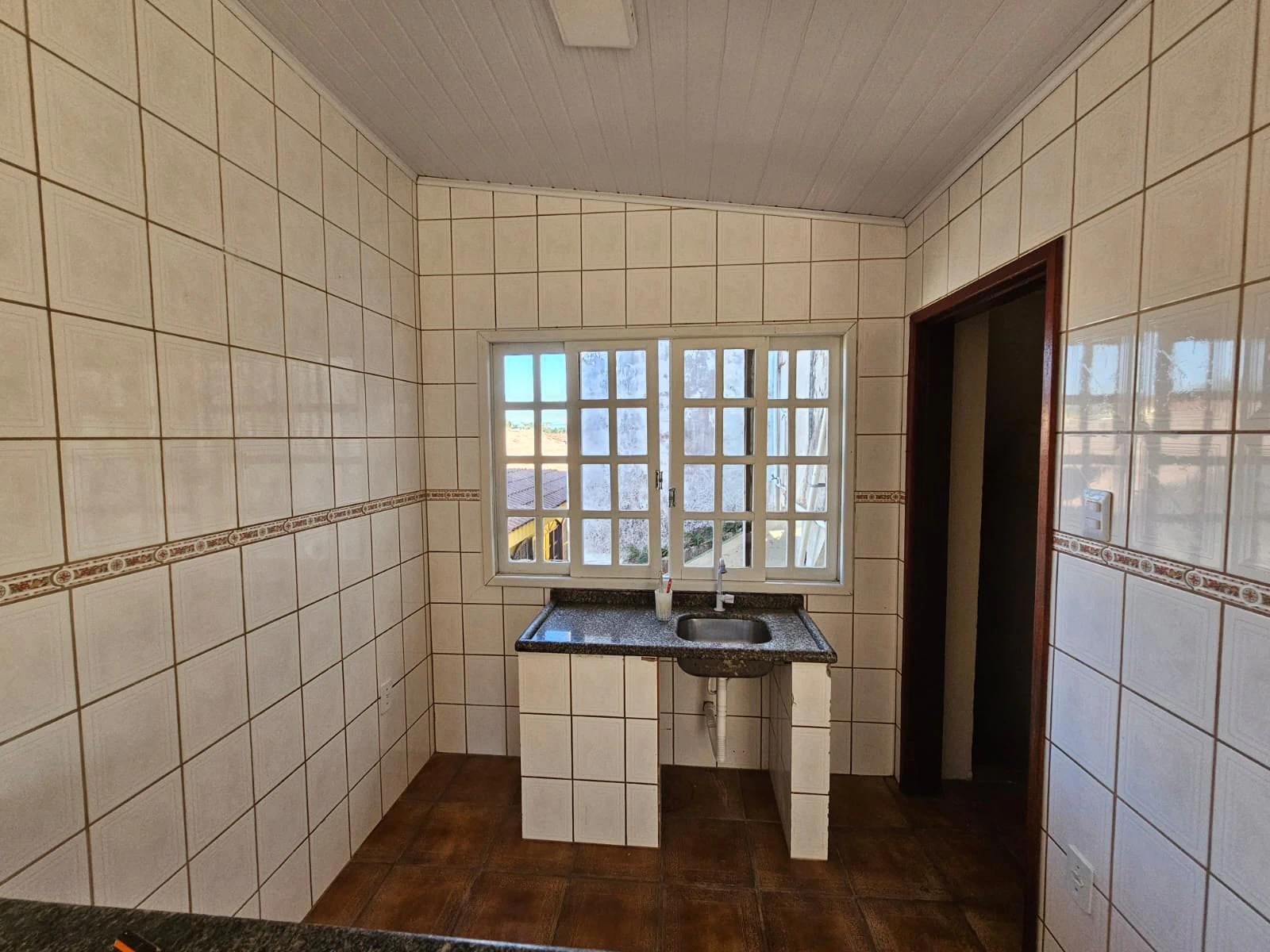 Casa com 2 quartos e 1 banheiro de 50 m² sem vaga